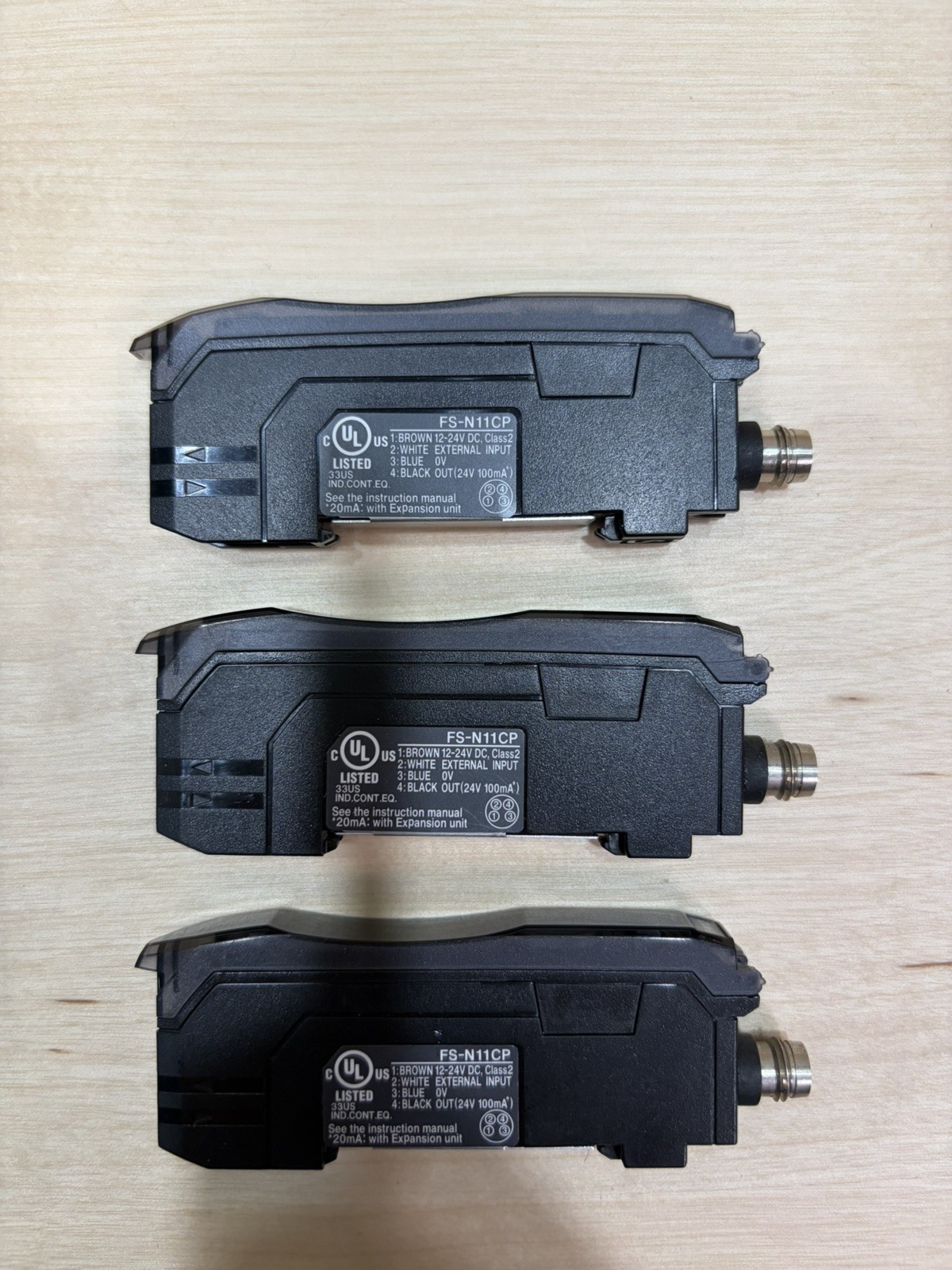 Keyence FS-N11CP Fiber Optic Sensor 12-24 VDC FSN11CP (TSC)