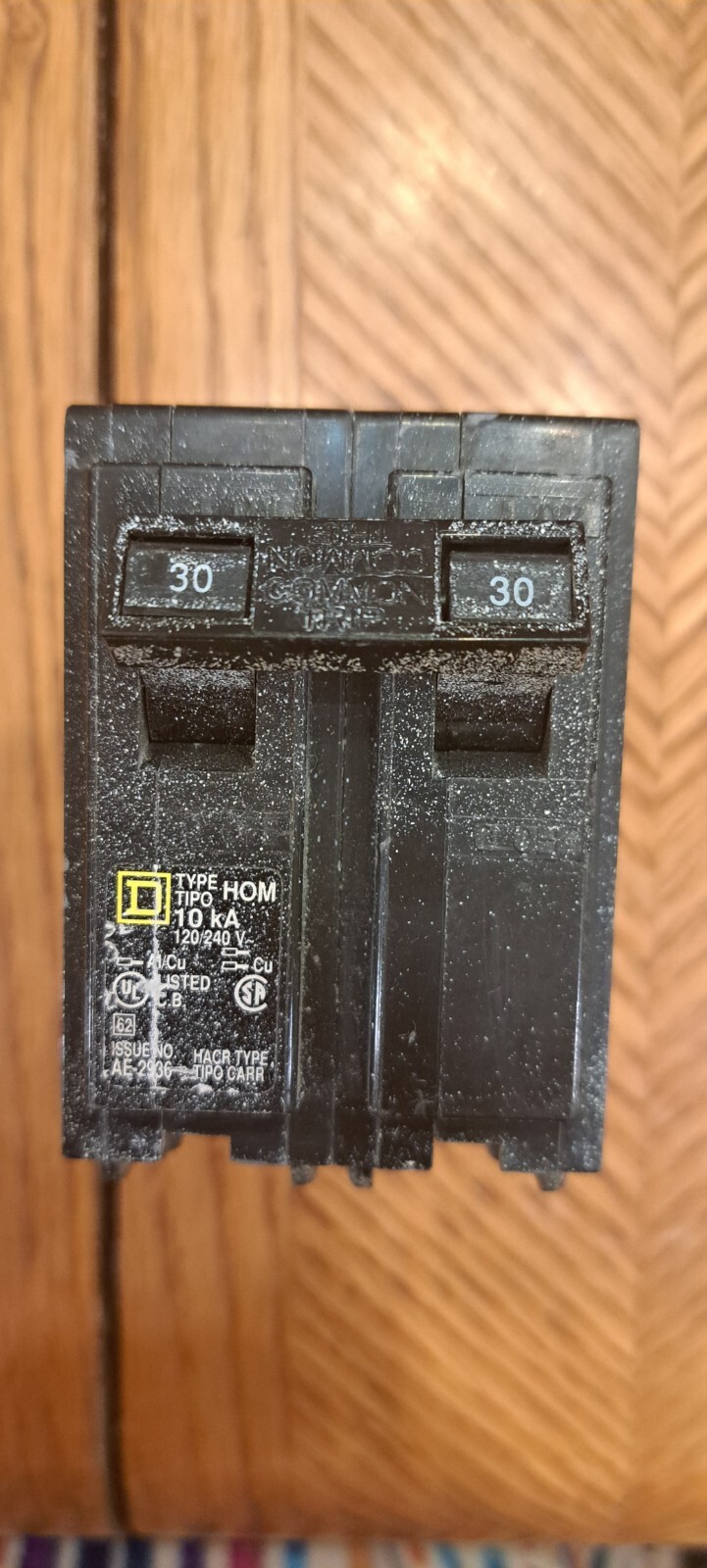 Square D Homeline 30 Amp 2 Pole Circuit Breaker HOM230