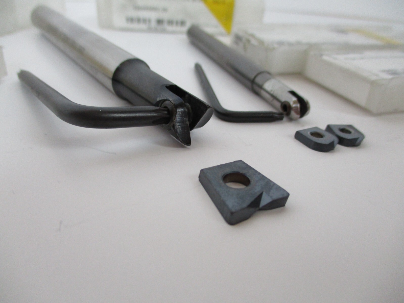New Inserts Kennametal Flat Bottom Back Draft Tool Ball Nose Finisher Machinist