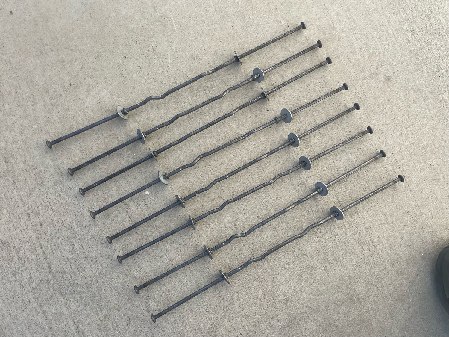 Sandbaggy 8″ x 4 ¾» Standard Snap Ties With 1″ Steel Washers (Short End)