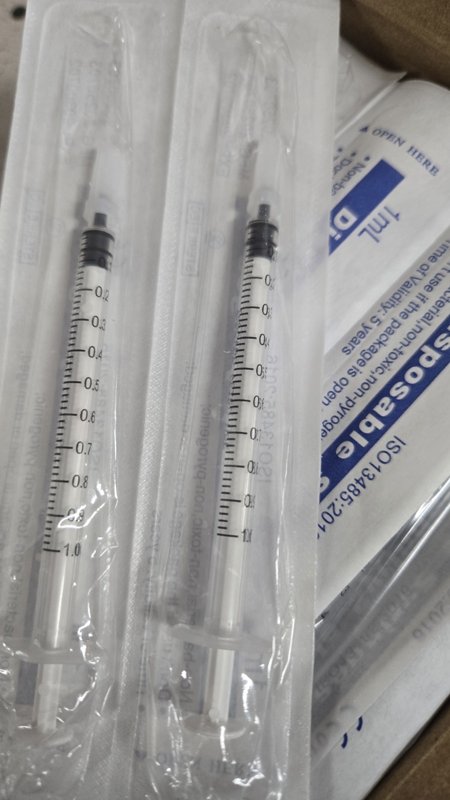 50 Pcs 1mL Oral Syringe Dispenser Luer Slip Tip with Caps Individually Wrapped