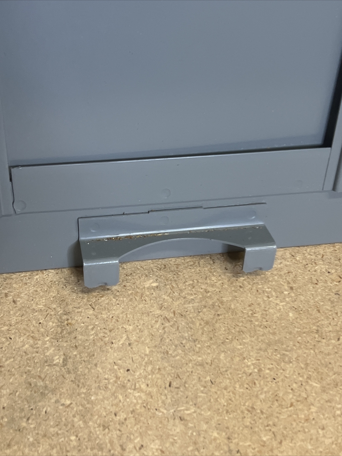 Square D MHC35S Type1 Enclosure Breaker Box NQOD Panelboard Cover Door 35″ x 20″