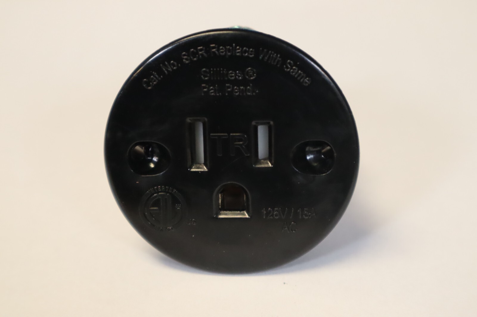 Sillites SCR Tamper-Resistant Self-Contained Receptacle Outlet, 15 Amp 120 Volt