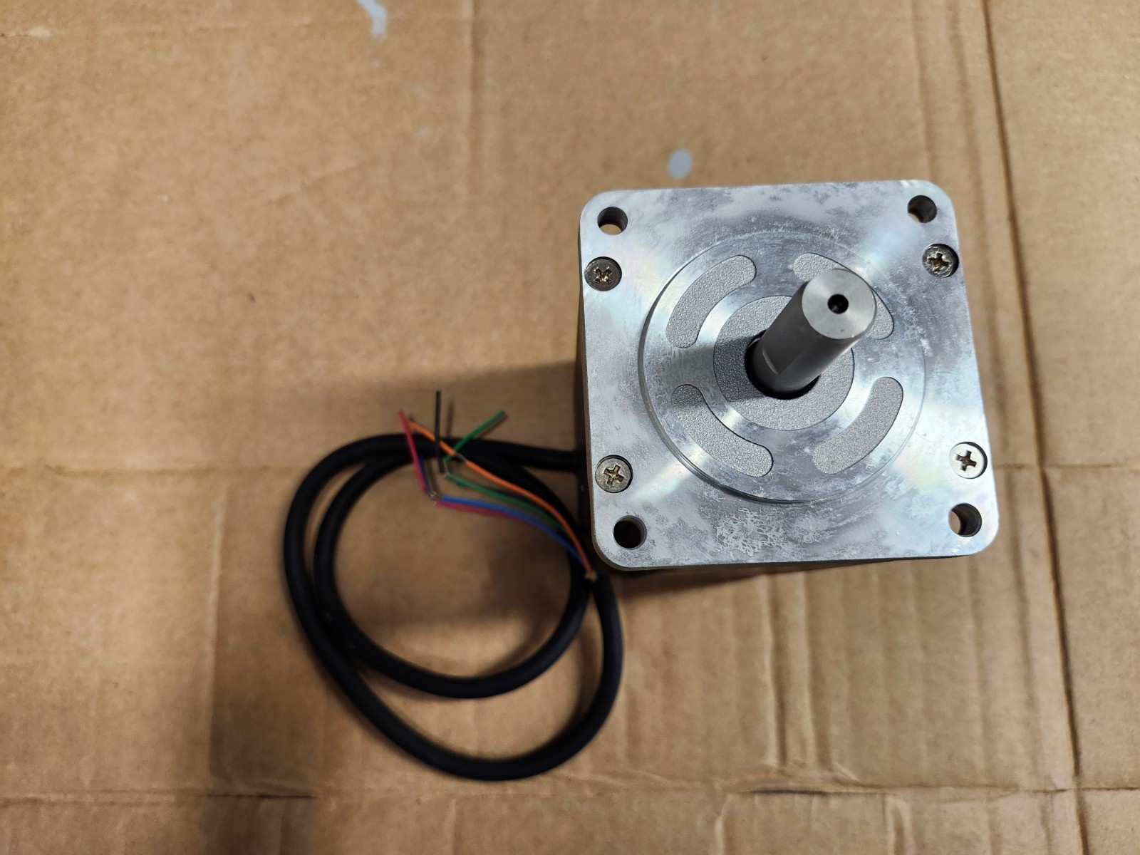 AUTONICS A63K-M5913 STEPPING MOTOR, 5.5V DC/PHASE, NEMA 34 / 85MM FRAME (5PFE3)