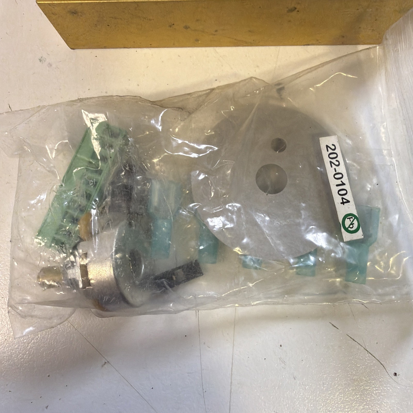 MINARIK PERMANENT MAGNET MOTOR 115V/230V 50/60HZ 1PH 7.5A RG60U