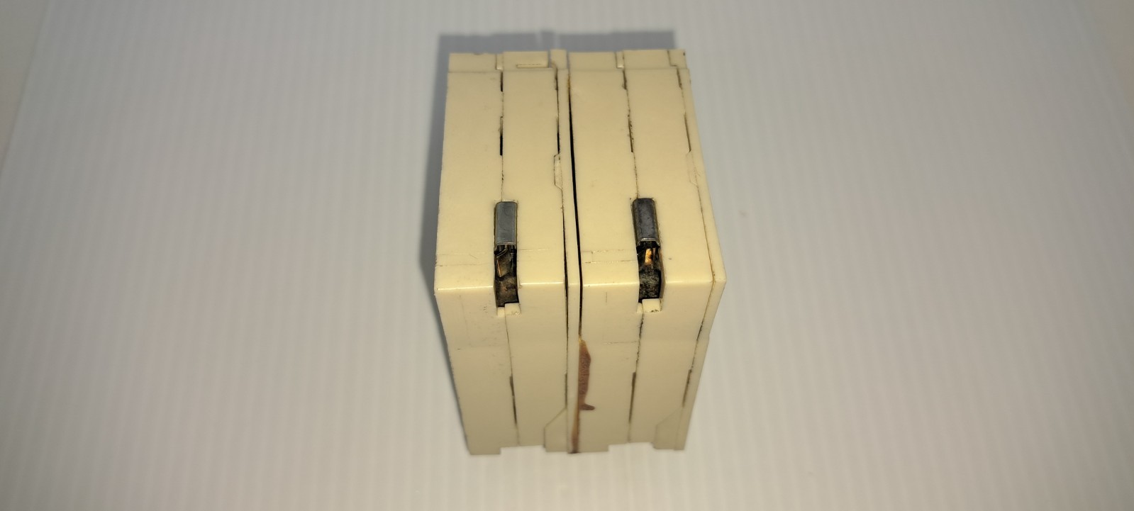 Bryant BQ220-250 4-Pole Quad Type BARD Circuit Breaker White BQ 220-250