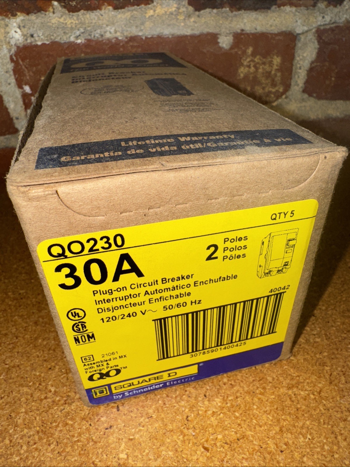 (5pc) Sqare D QO230 Plug-On Circuit Breaker 2-Pole, 30a