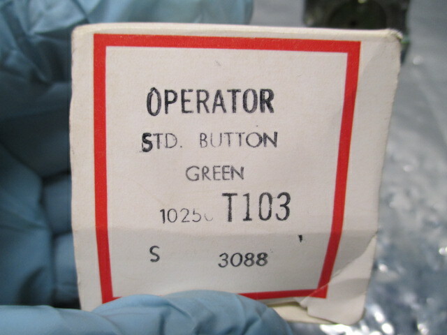 Cutler-Hammer 10250T103 Operator STD Button, Green, Eaton, 100614