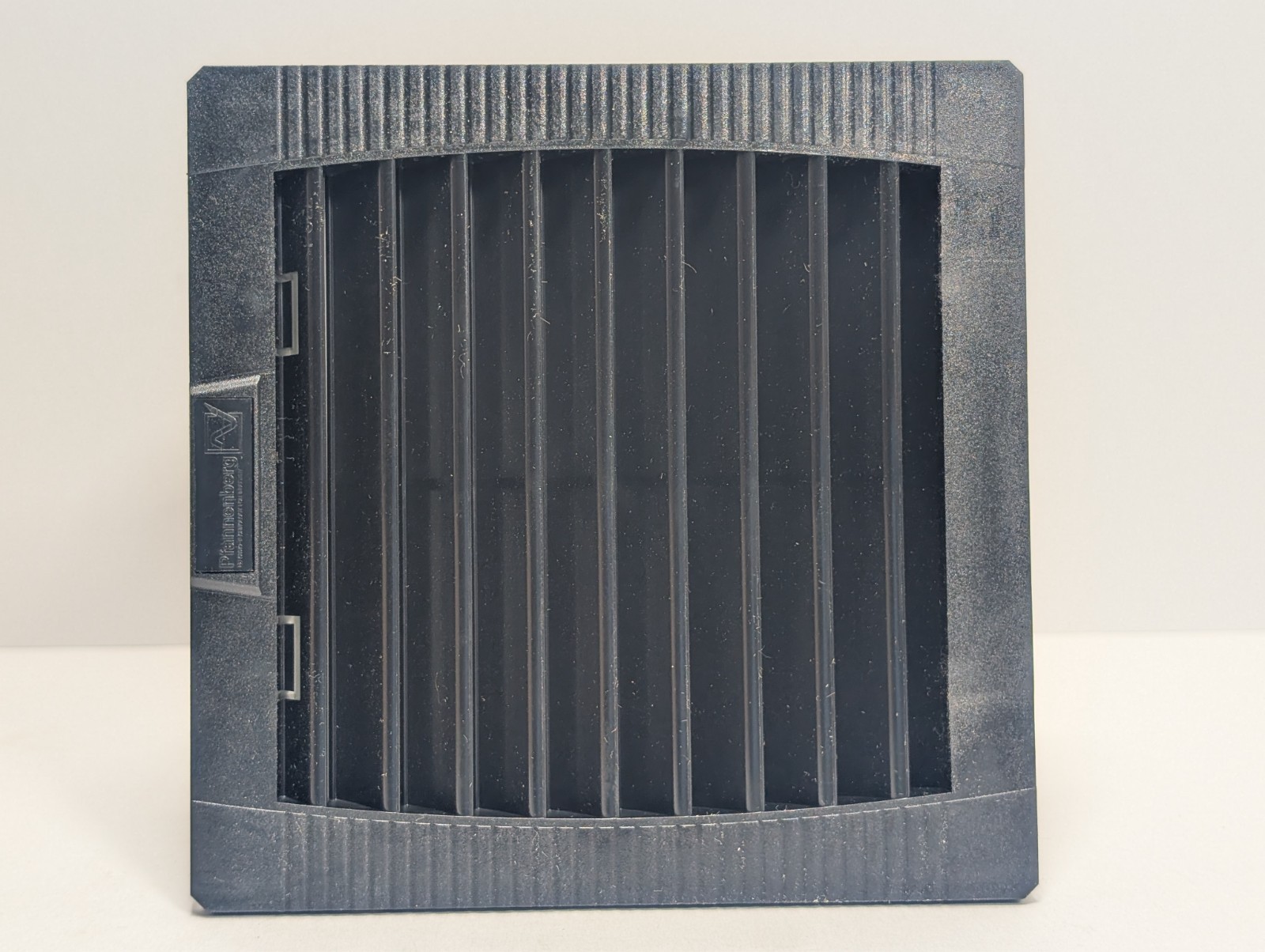 Lot of 2X Pfannenberg PF22000 115V Filter Fan Black IP55 PF2200T12BK 11622154050