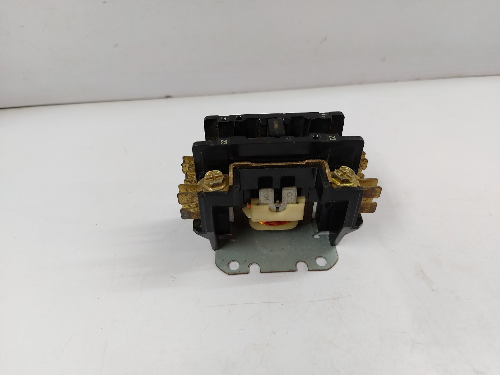 Products Unlimited 3100 A 15Q128 Contactor HN51DB024 Coil 24 VAC 50/60Hz