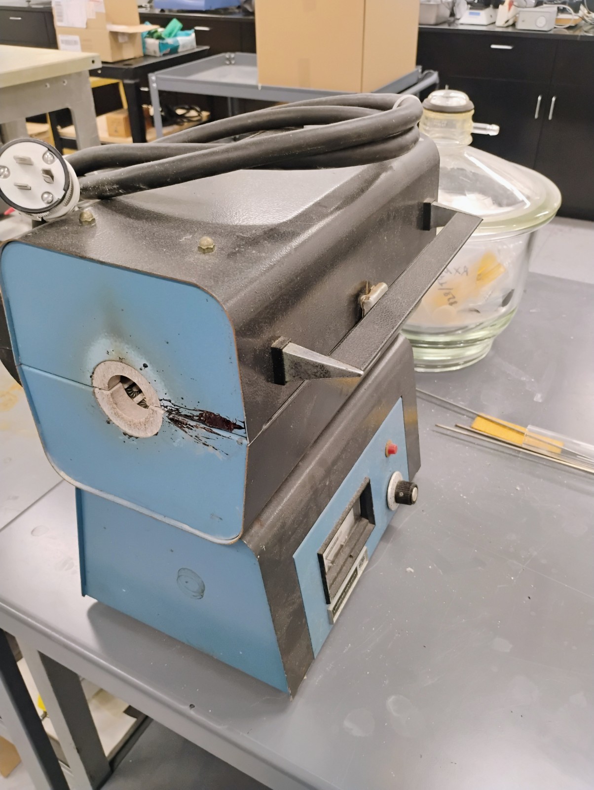 Lindberg Hevi-Duty Tube Furnace 1010 C 110V 800W