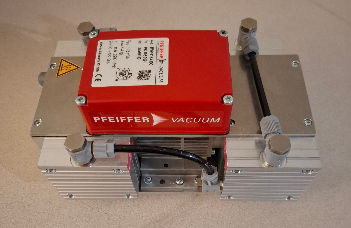 Pfeiffer Vacuum Diaphragm Pump, MVP 015-4 DC, PN#PKT05069, FOR PARTS or REPAIR