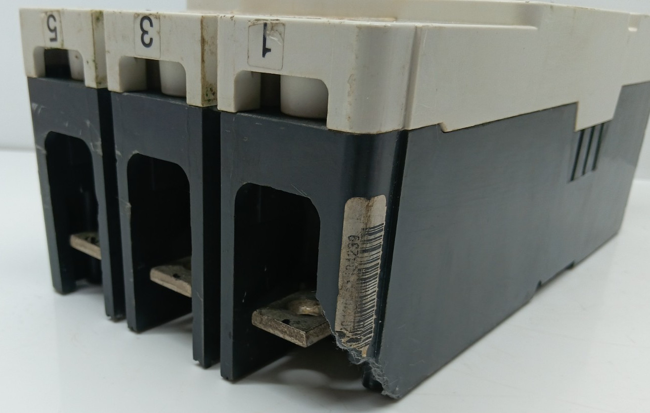 EATON HKW3400F 3 POLE 400 AMPS CIRCUIT BREAKER HKW 70K