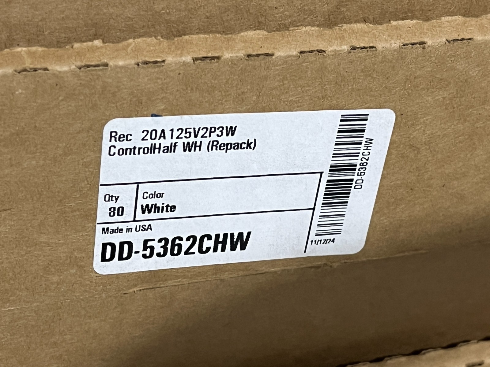 Lot of 10 Eaton 5362CHW HALF-CONTROLLED DUPLEX RECEPTACLE 20A 125V WHITE