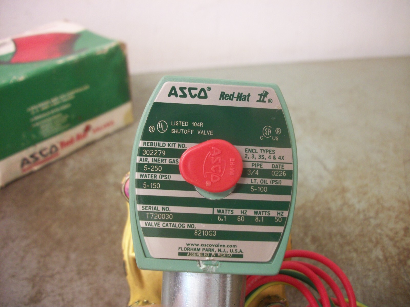 ASCO RED HAT 3/4″ SOLENOID VALVE 8210G3 240VCOIL 5-150PSI 6.1WATT NIB