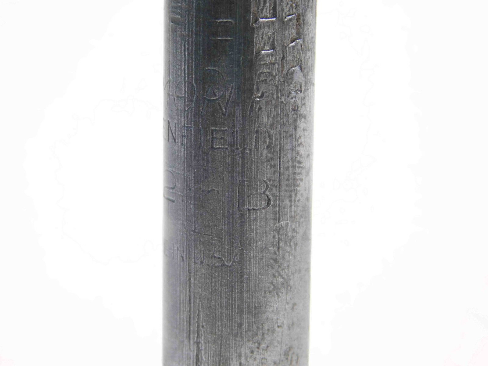 LOT OF VARIOUS SIZE KEYWAY BROACH BUSHINGS SIZES RANGE FROM 5 TO 14.50mm ID