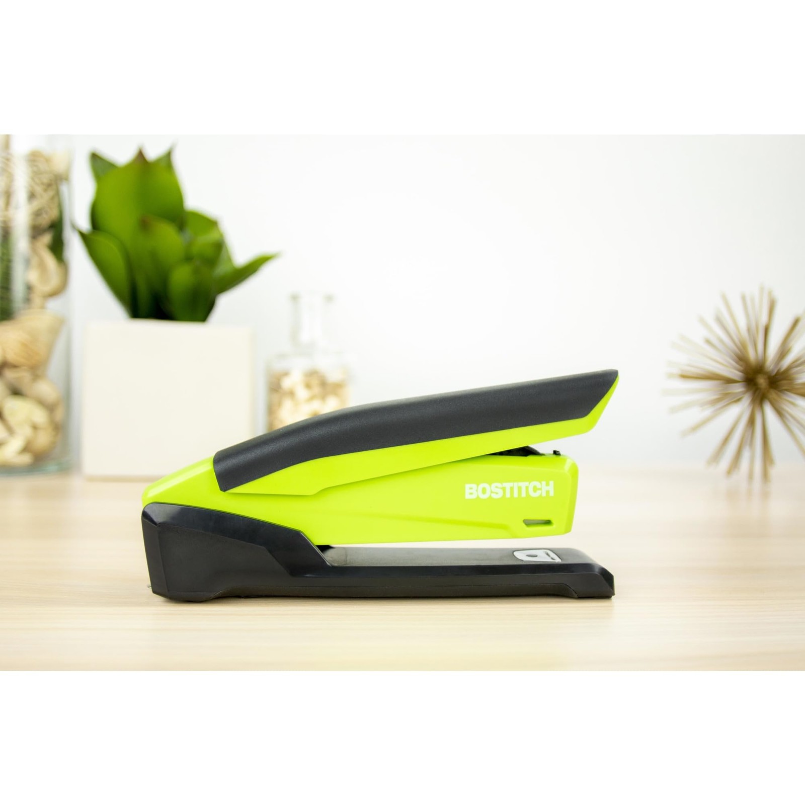 Bostitch Office InPower Spring-Powered Desktop Plastic-Full Strip, Green