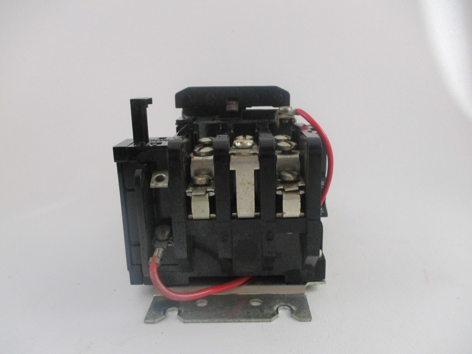 GE NEMA SIZE 1 STARTER CR308C100AAA W/ 460 VOLT COIL 15D21G4 & AUX CONTACT