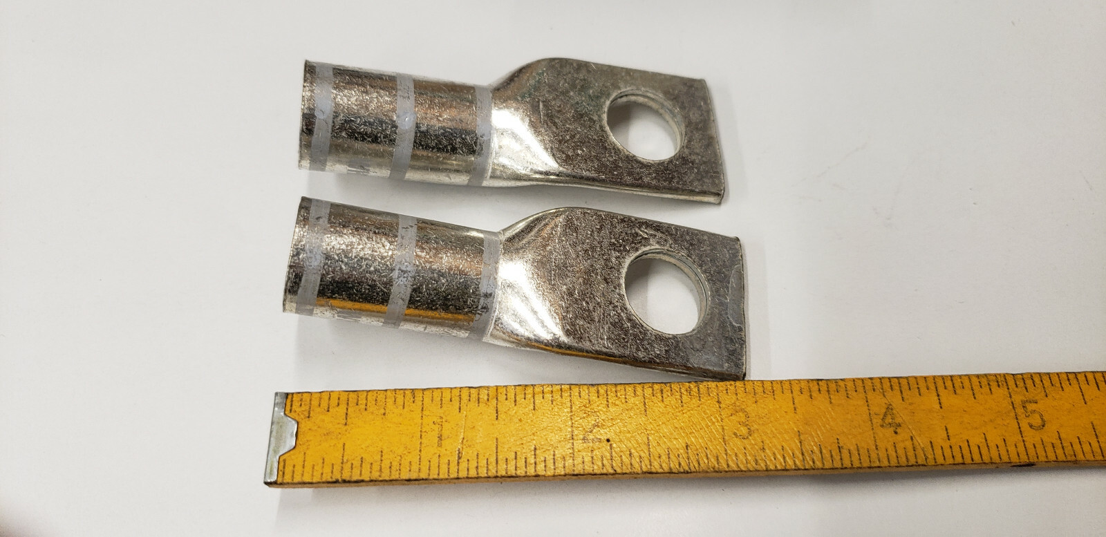 2-PC Panduit LCA300-58-X Copper Compression Lug 1 Hole Std Barrel 5/8″ Stud NEW