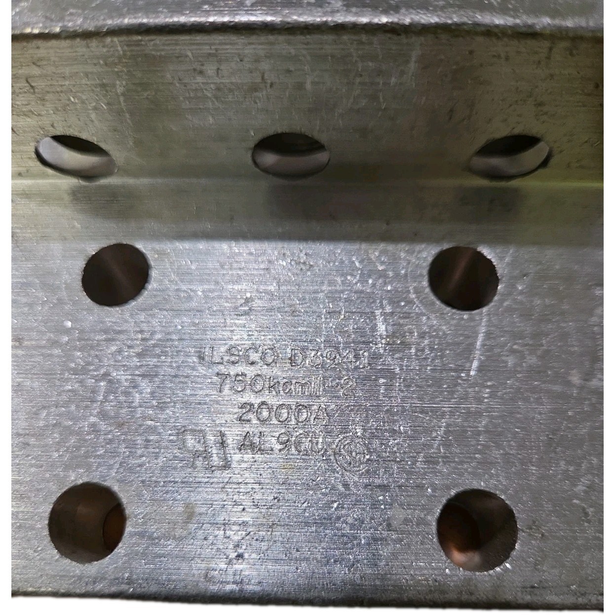 🚨ILSCO D3941 750 KCMIL-2 AWG 2000A 3-Pole Aluminum Mechanical Lug Block🚨