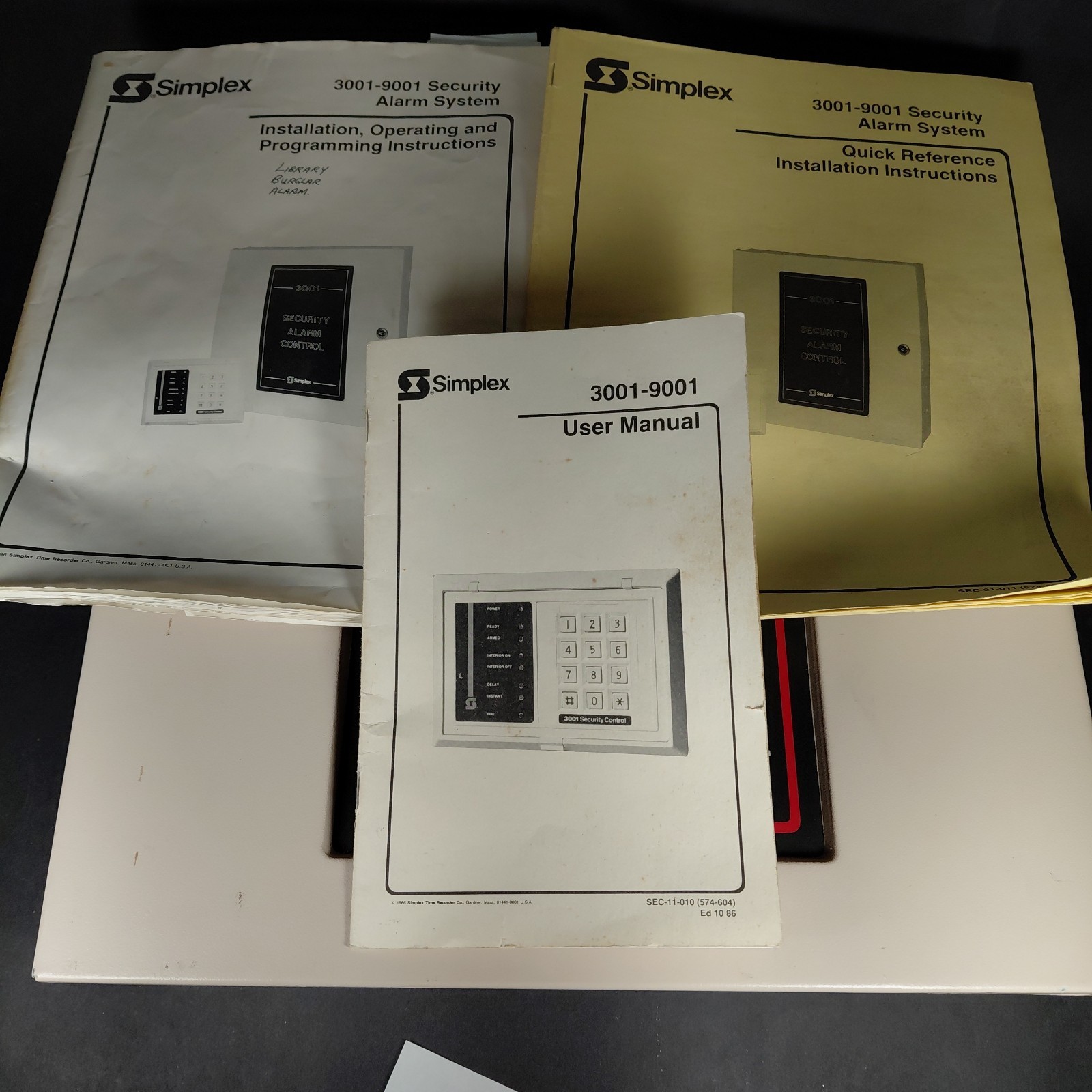 UNTESTED Simplex 3001-9001 Security and Fire Alarm Control Panel & Manuals READ