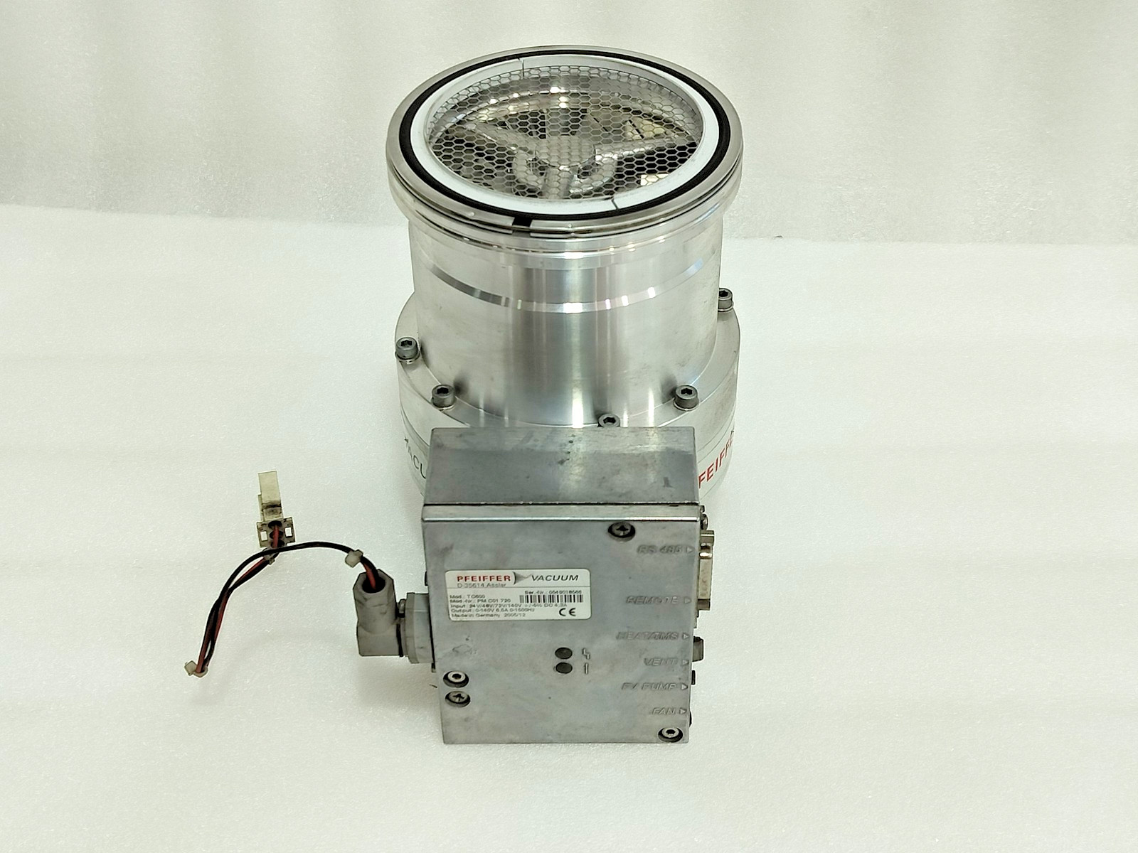 Pfeiffer Vacuum Turbo Pump TMH 261 With TC600 Controller PM P02 820 H