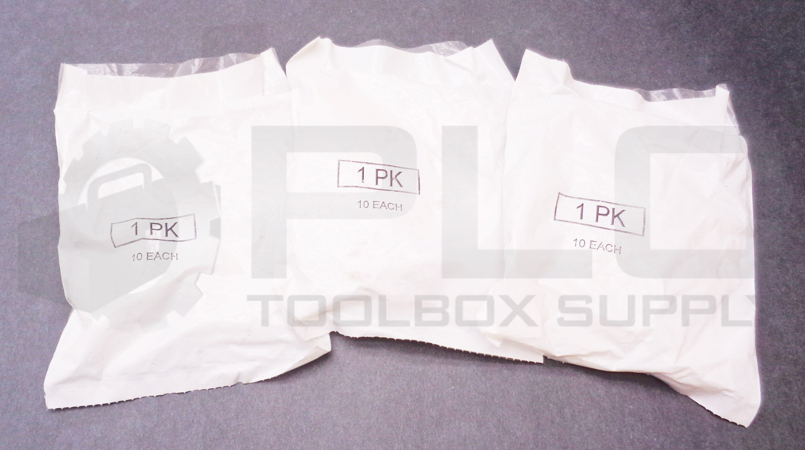 LOT OF 3 NEW SEALED BAGS OF 10 F29197 1PK PLUG BUTTONS TOTAL 30