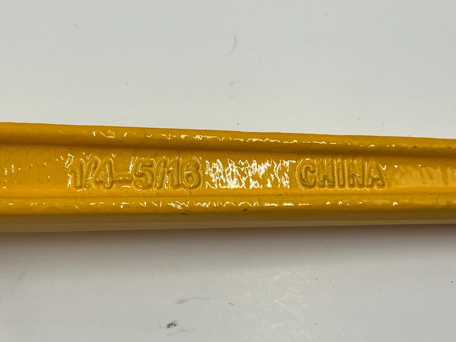 Kingchain Lever Type Load Binder 1/4″ – 5/16″ Grade 70 Max 2200lbs/1000kg Yellow