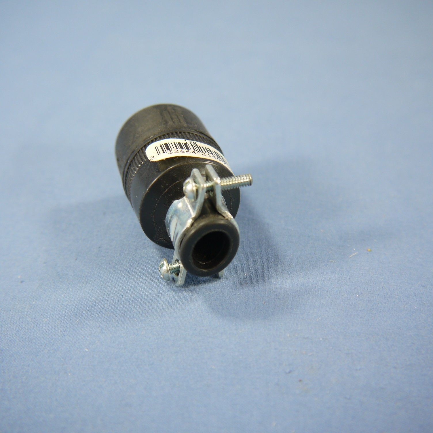 Eagle 178 Black Polarized Straight Blade 15A Connector Plug NEMA 1-15 Bulk 125V