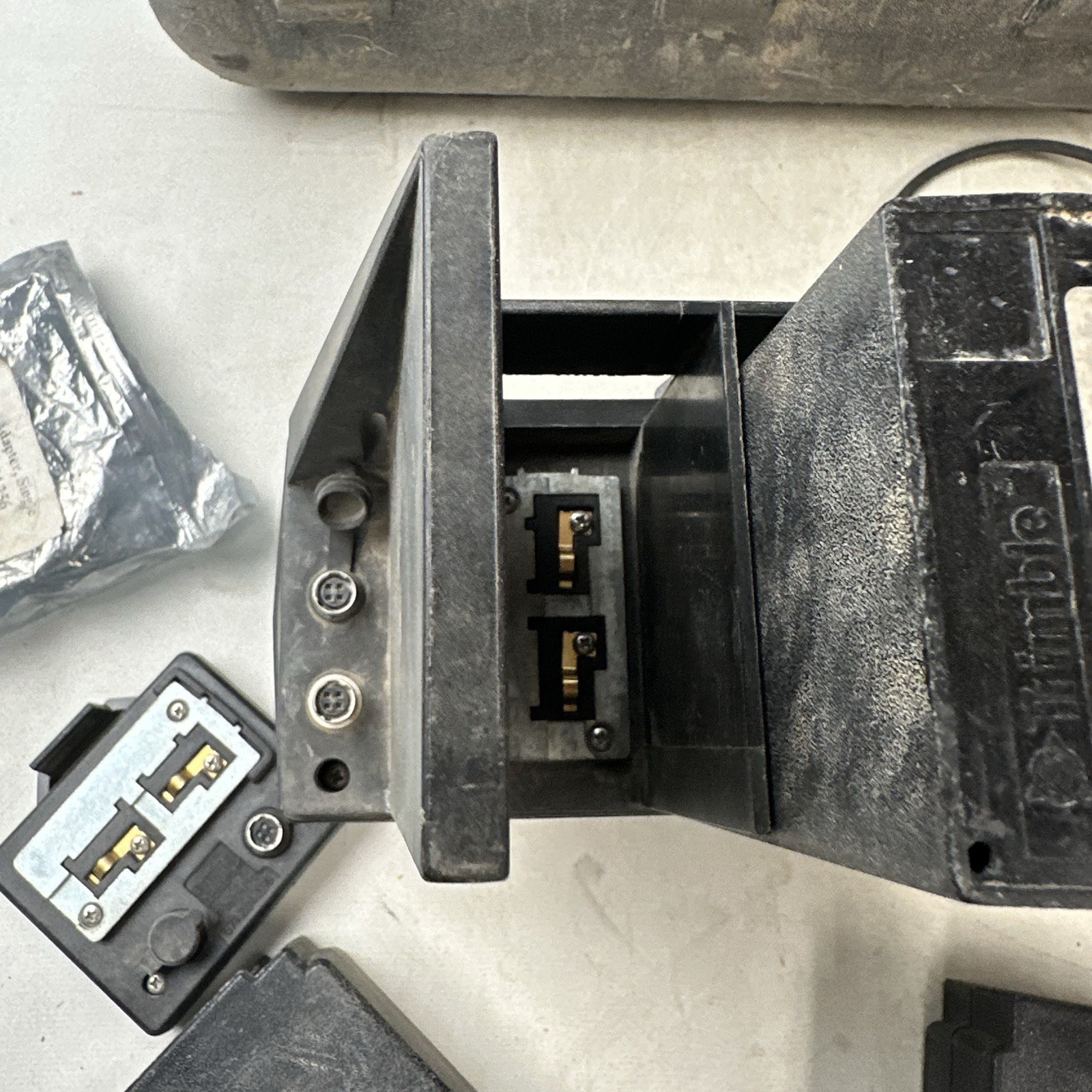 Trimble Power Pack Kit With Batteries Untested May Be Incomplete As Is
