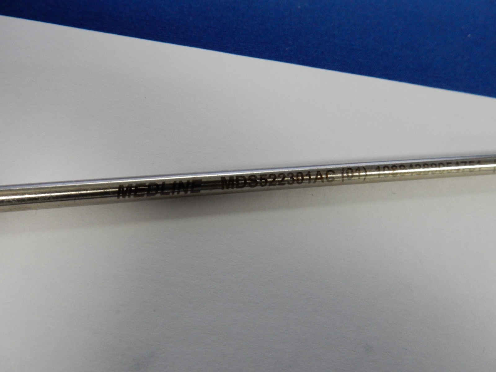 Medline MDS522301AC Laparoscopic Knot Pusher 5mm x 32cm
