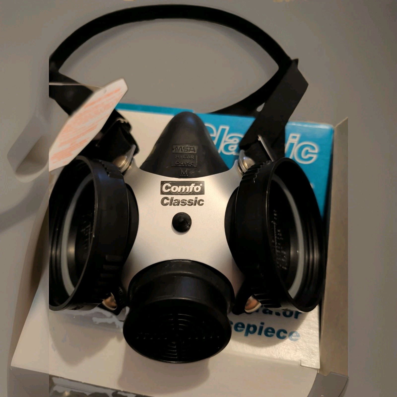 MSA Comfo Classic Half Mask Respirator # 808074 , Medium