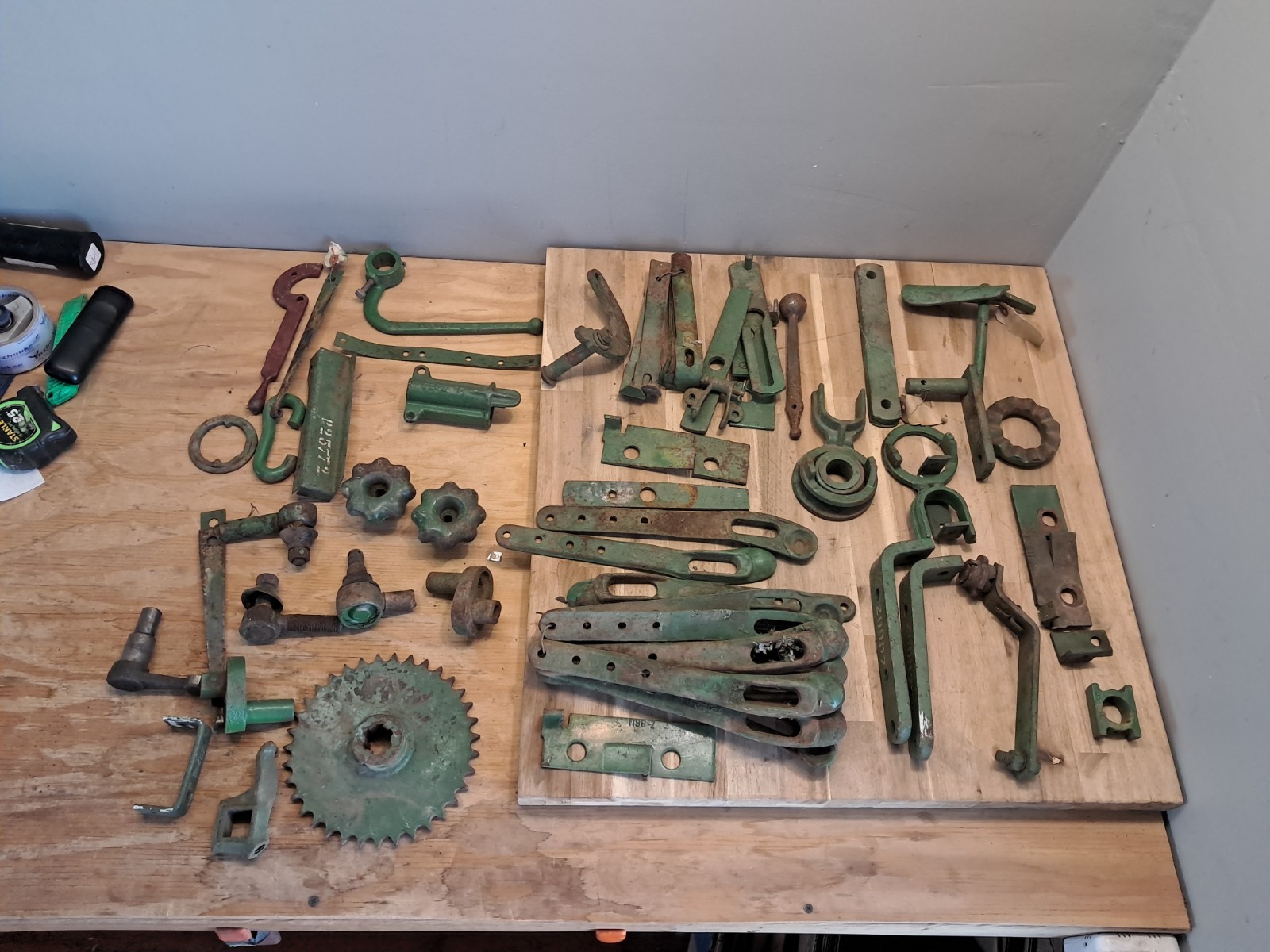 LOT Of Parts Farm Johnn Deere Baler Or Mower Parts JD Equipment Os279