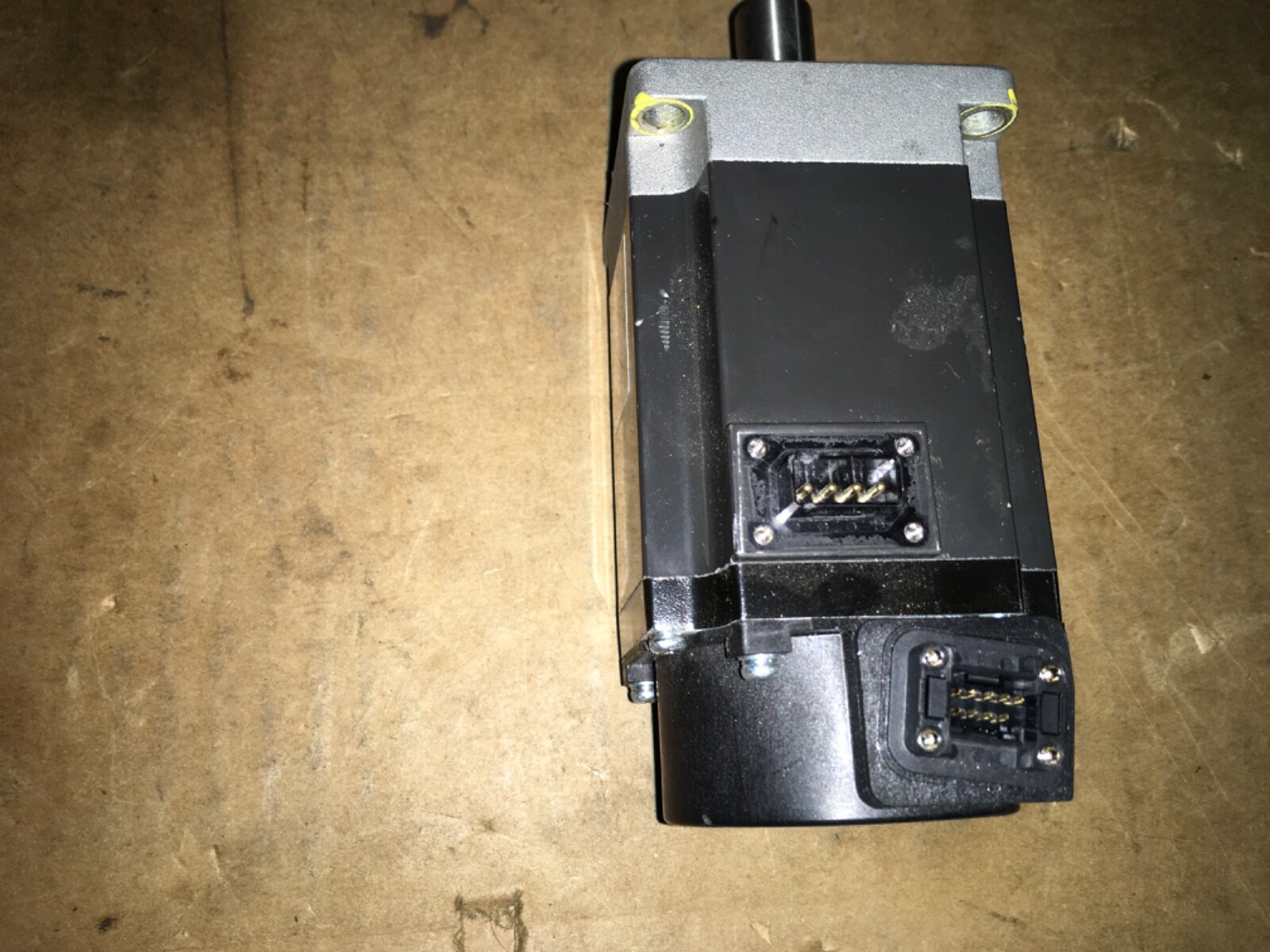 Mitsubishi Electric AC Servo motor, HG-KR43J, 3AC, 108V, 2.6A, 3000rpm, LG-332