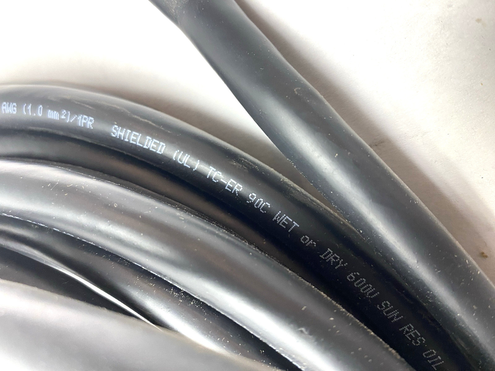 LAPP 701711 Cable OLFLEX VFD 1XL w/SIGNAL 14/4C+18/2C 35.0 FT 4C 14 AWG black