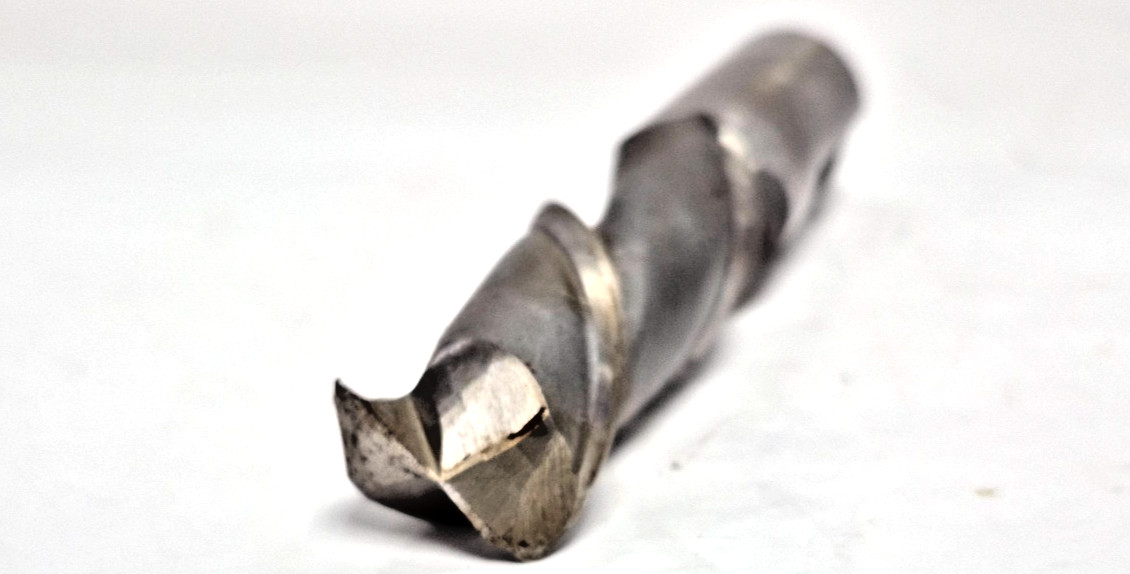 FASTCUT 63/64″ CORNER RADIUS END MILL 3″ LOC 2-FLUTE 5-1/2″ OAL HSS 2551-417