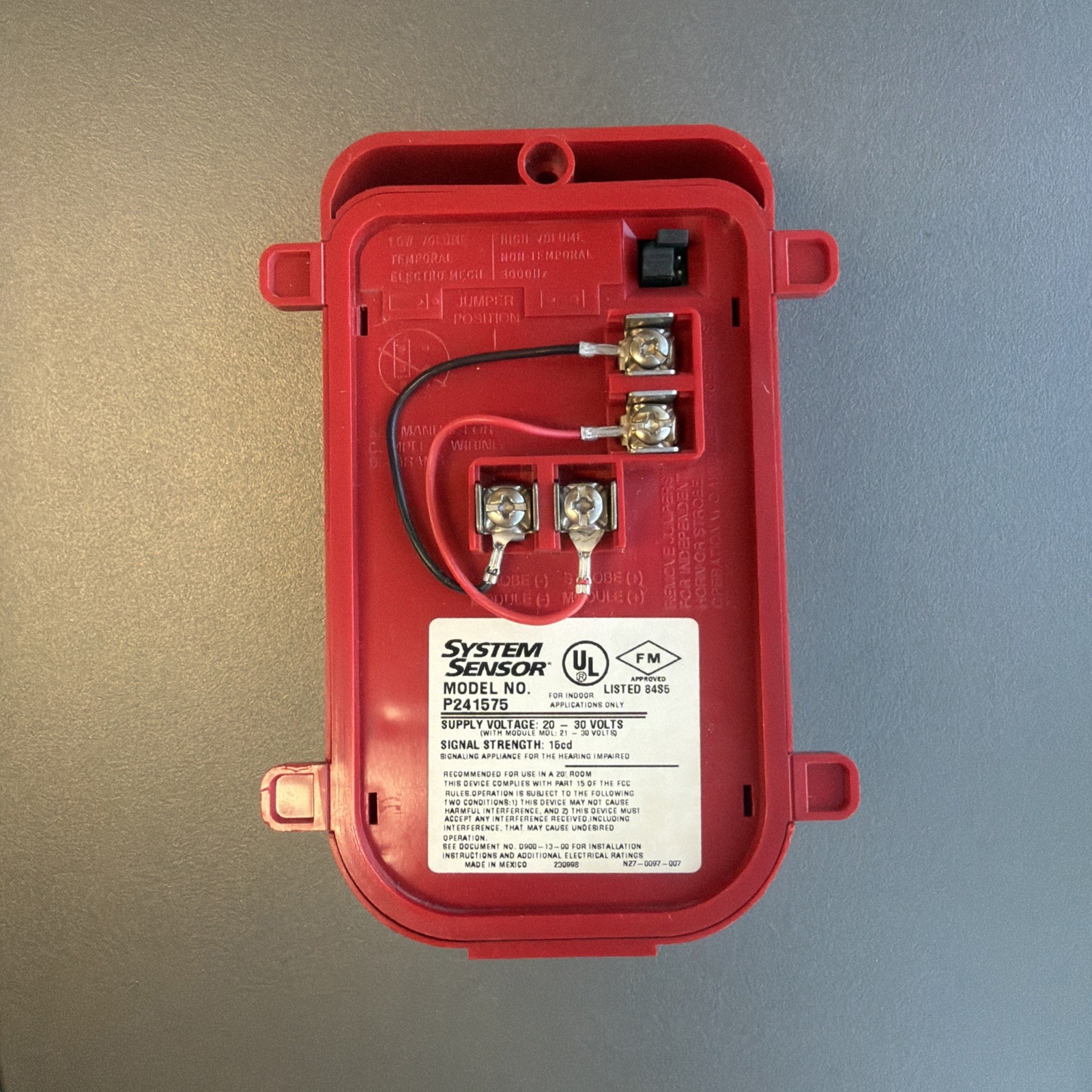 System Sensor SpectrAlert P241575 Horn Strobe Fire Alarm