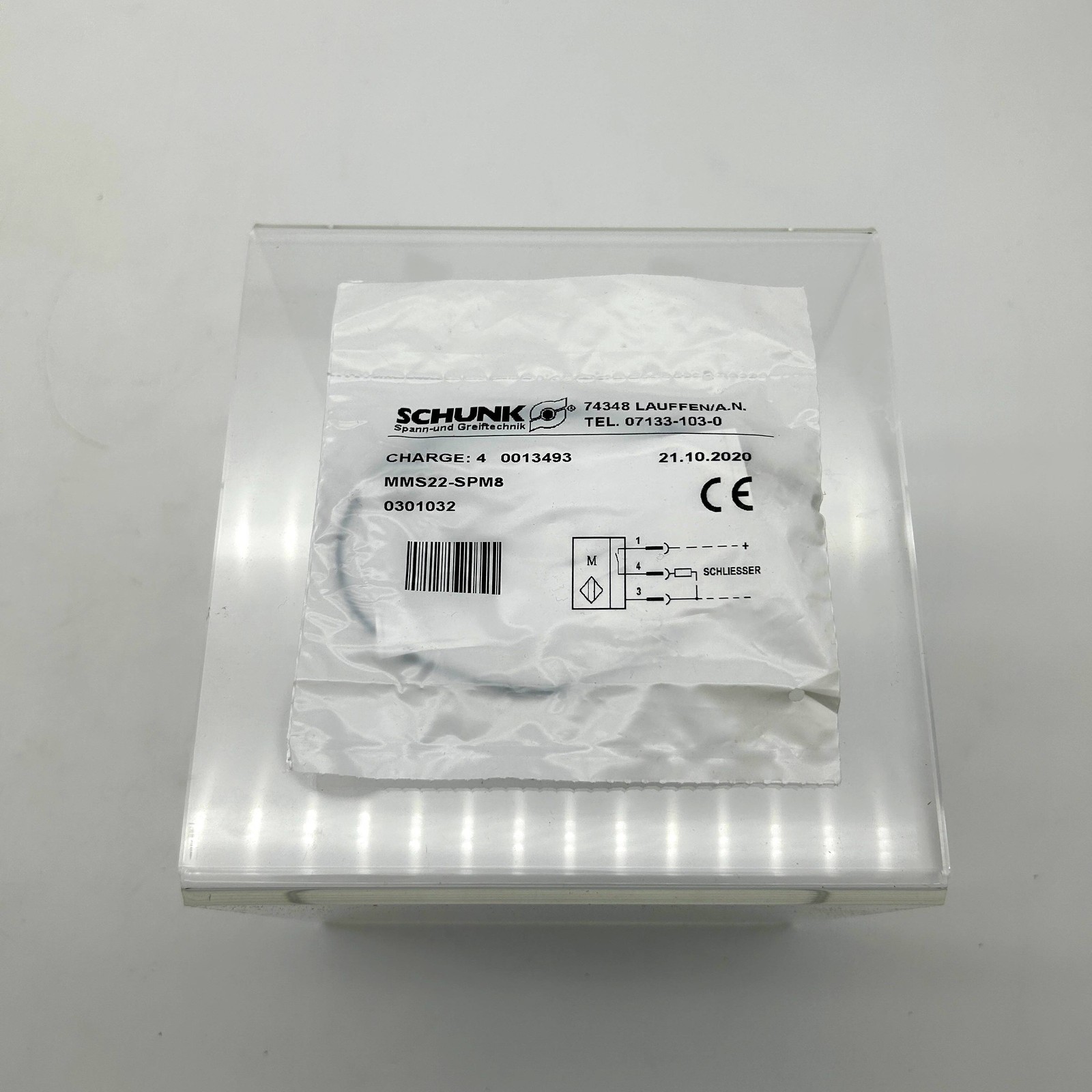 Schunk MMS22-SPM8 Electronic Magnetic Switch 301032 PNP 30CM Cable 10-30 VDC