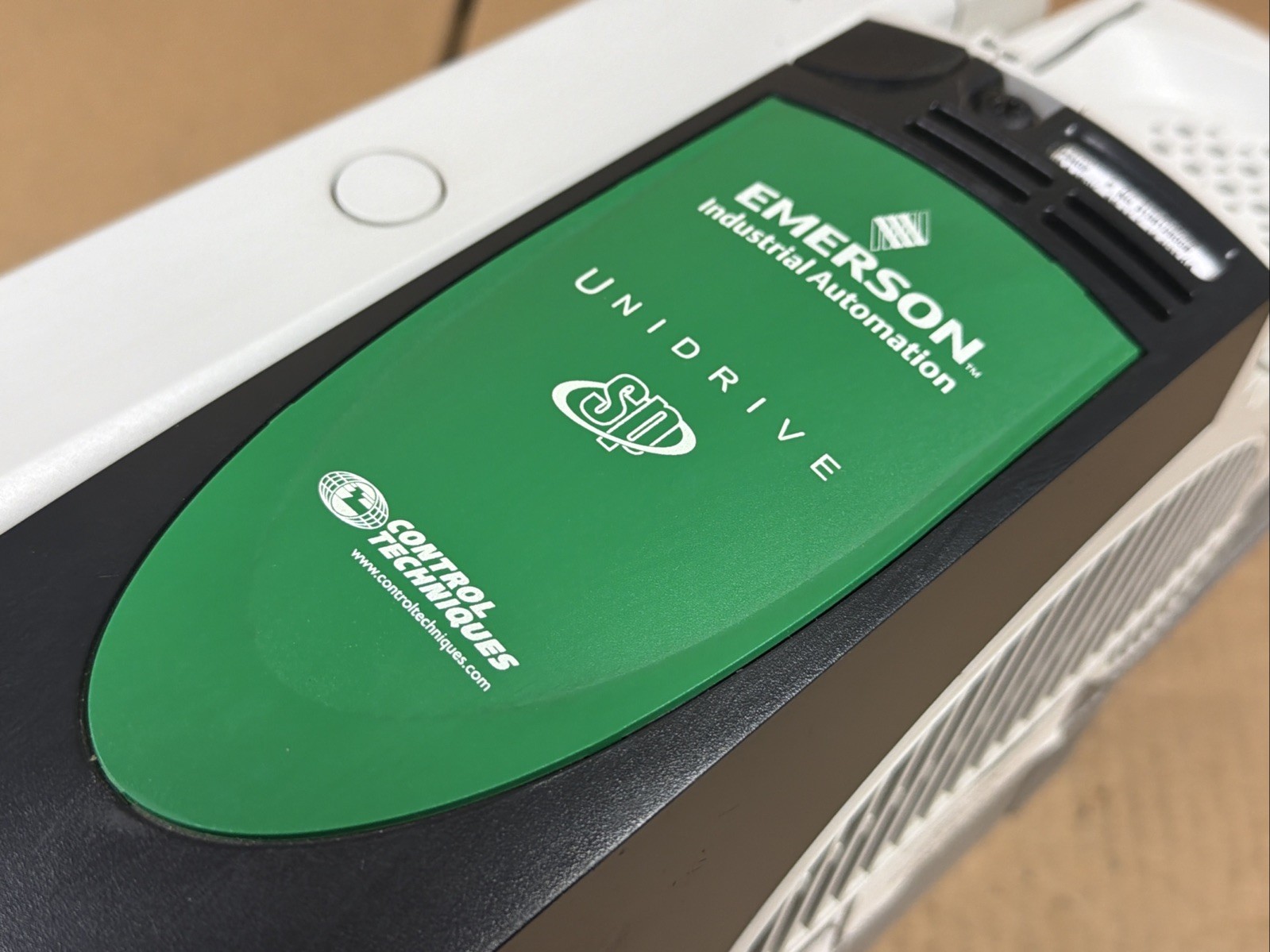 EMERSON Control Techniques SP2402 UNIDRIVE 7.5/11kW REFURBISH WARRANTY FAST SHIP