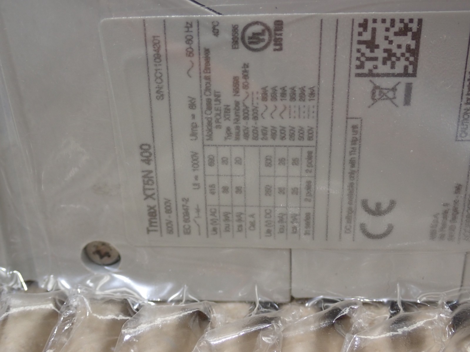 NEW ABB XT5NU340ABFF000XXX SACE TMAX XT5 N 400 3P 600V Circuit Breaker 35kA@480