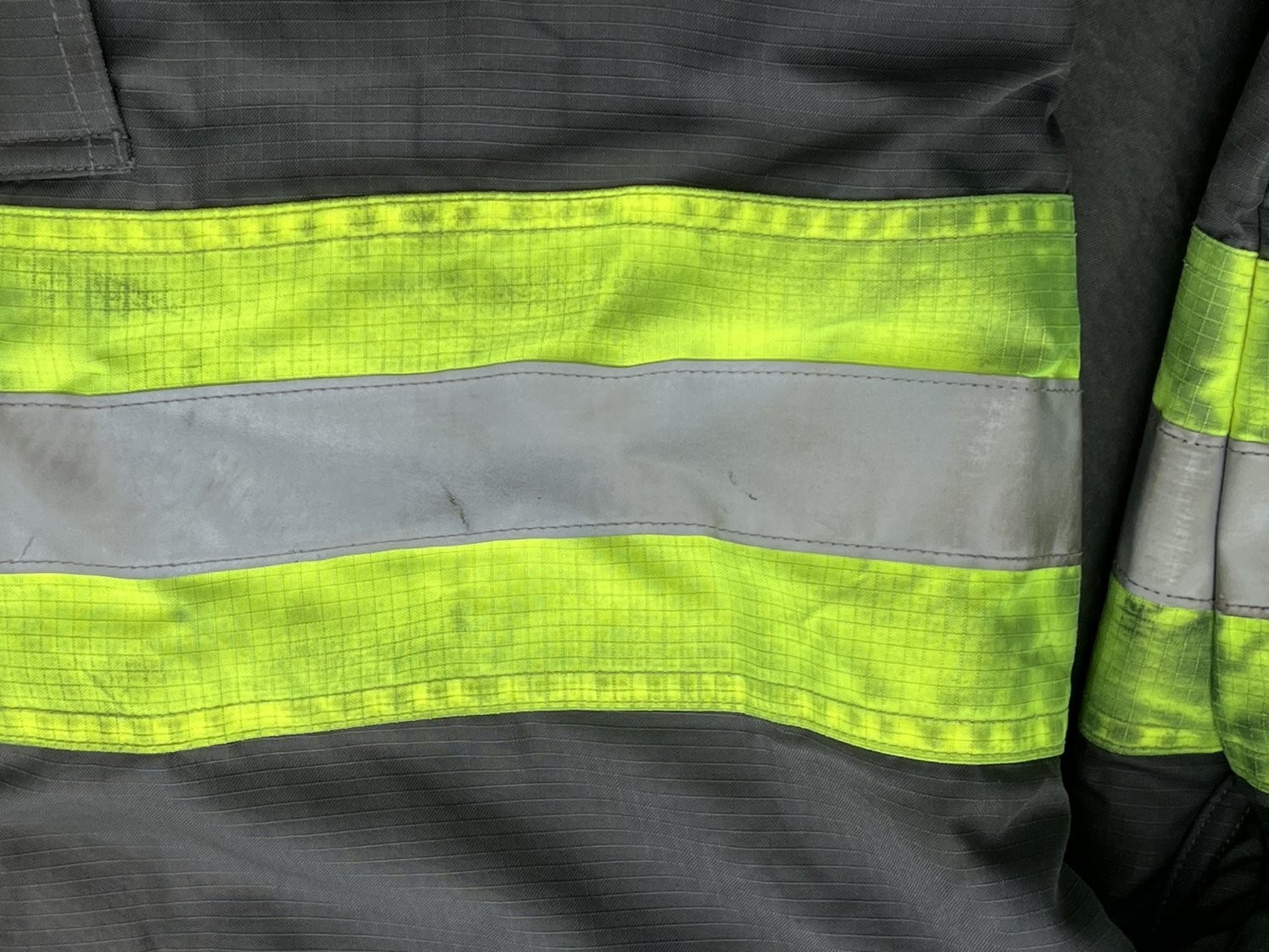 2023 Refrigi Wear 7250R Overalls Mens Large Gray High-visibility Reflective Tape