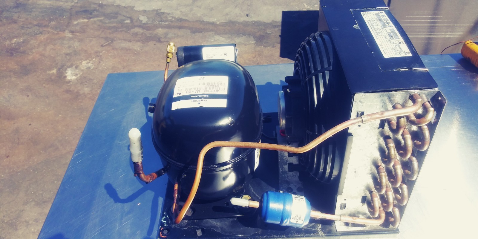 Copeland M4FL-0033-IAA-146 Condensing Unit AFE11C4E-IAA-901 Compressor