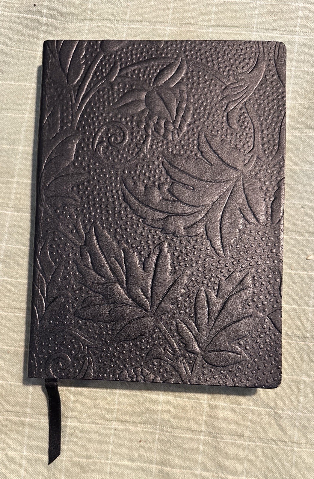 Markings By C R GIBSON Journal Embossed Cover Lined Pages 6.75×4.75” EUC