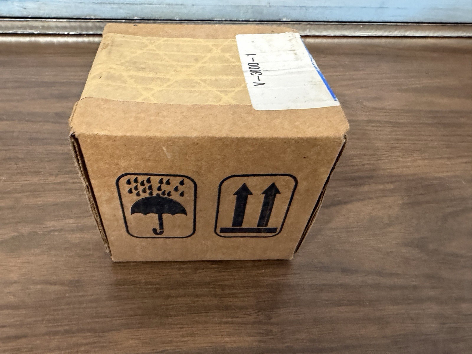 Johnson Controls V-3000-1 New Sealed ( PRICE FOR 1 UNIT ONLY )