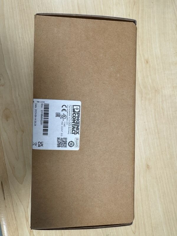 Industrial PC, IP30-rated, fanless, Intel Celeron N3350, 4GB RAM, 32GB M.2 SSD