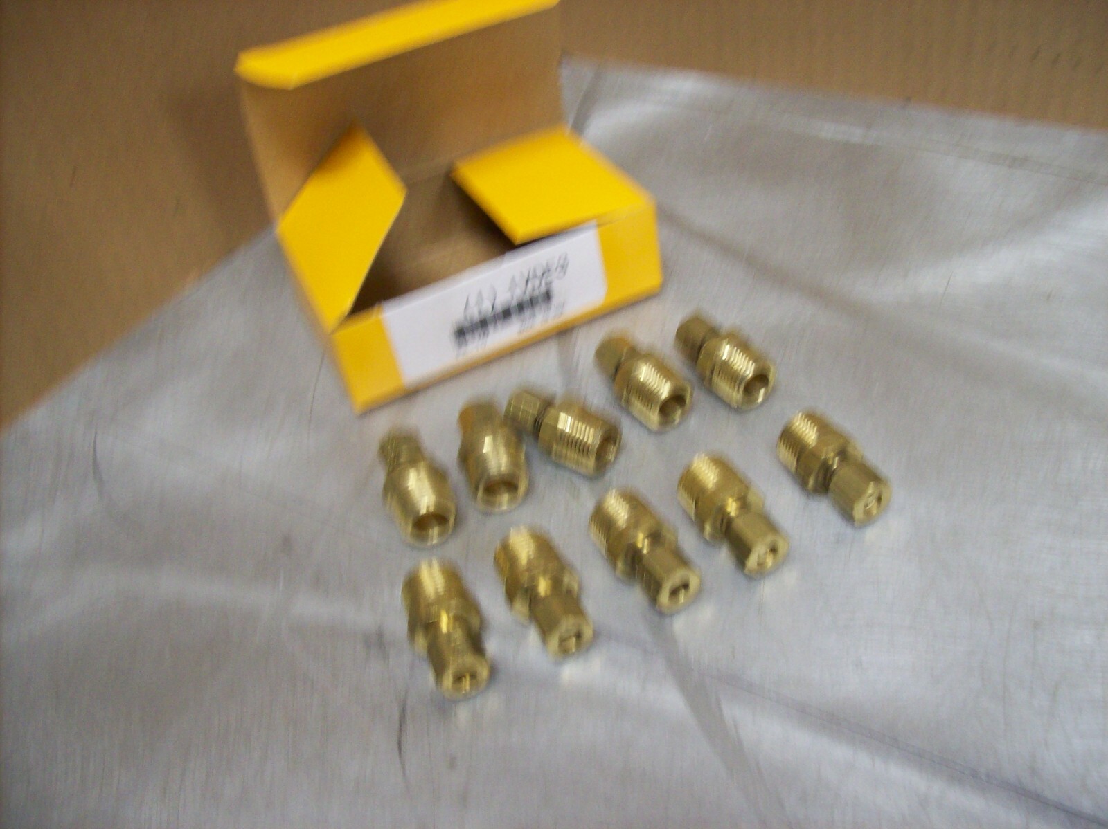 # Parker Grainger Brass Fittings 1/4″ Compression x 3/8″ NPT 1VDE3 – BOX OF TEN