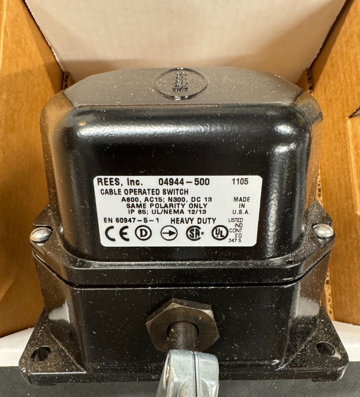 Rees 04944-500 Cable Operated Switch 10# Trip N.O/N.C. Maintained Contacts