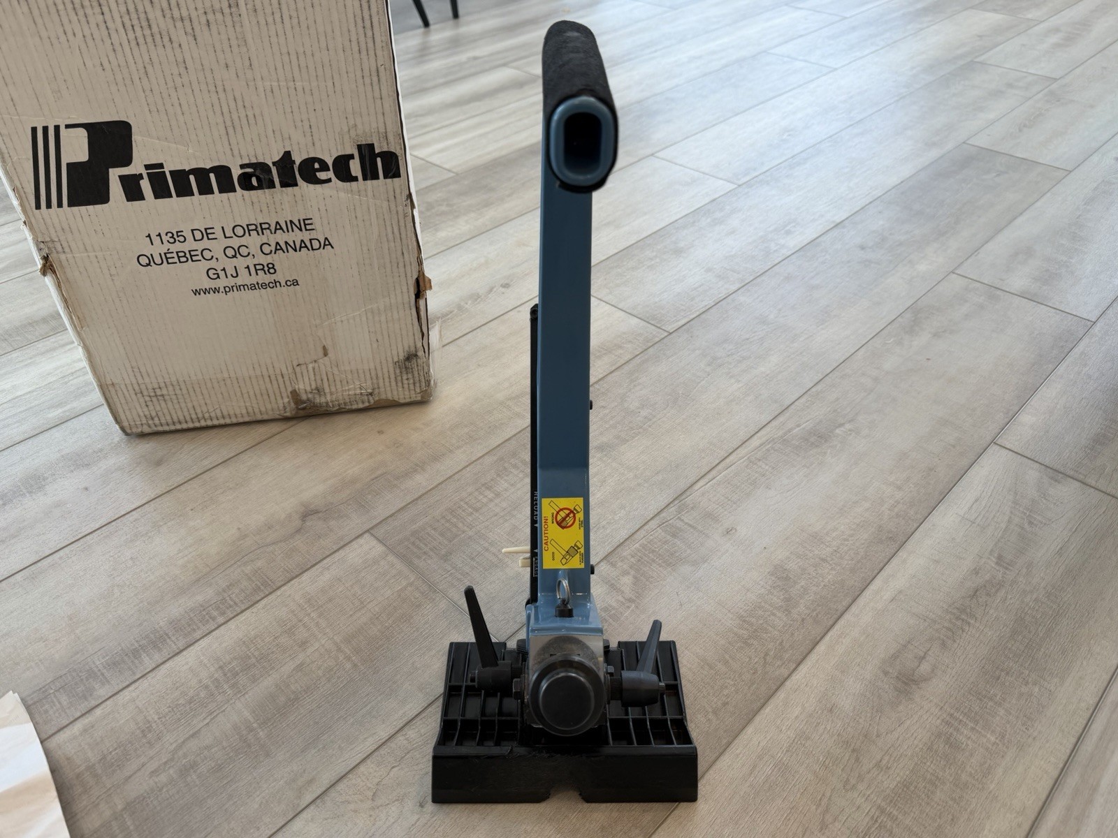 Primatech 610 Hardwood Floor Nailer Great Condition + 2 Boxes 1-1/4 Nails Mallet