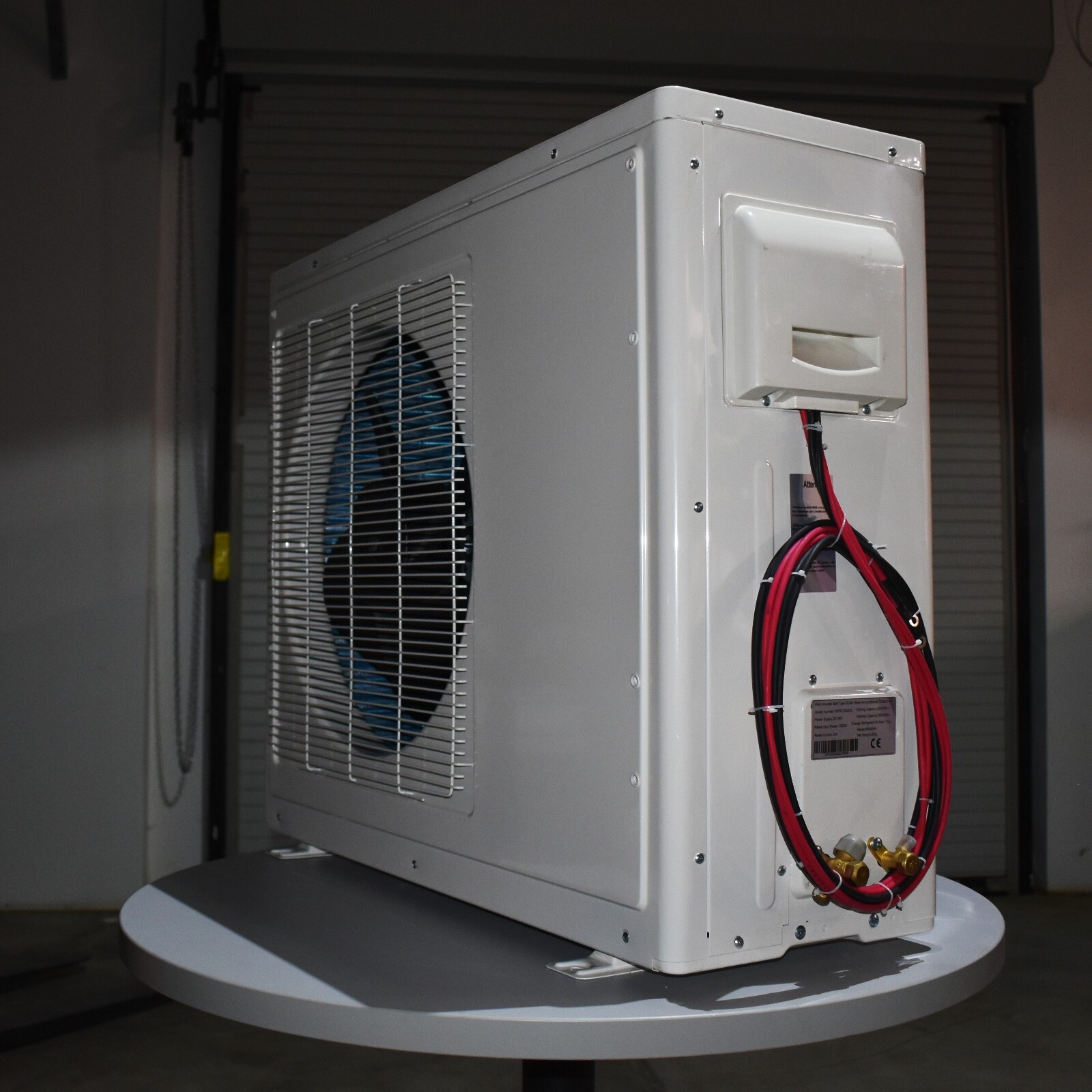 24000 BTU/h Solar 48V Battery Powered Heat Pump Mini split solar air conditioner