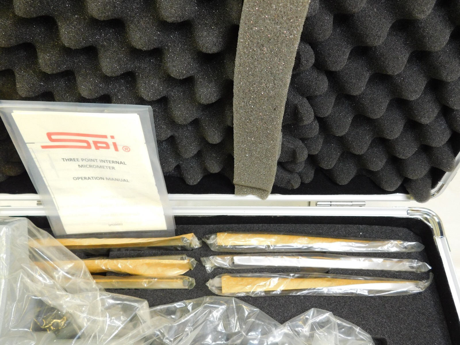 SPI 3-Point Hole Mike 11.0 – 12.0" X 0.0002" Graduation 21-928-7